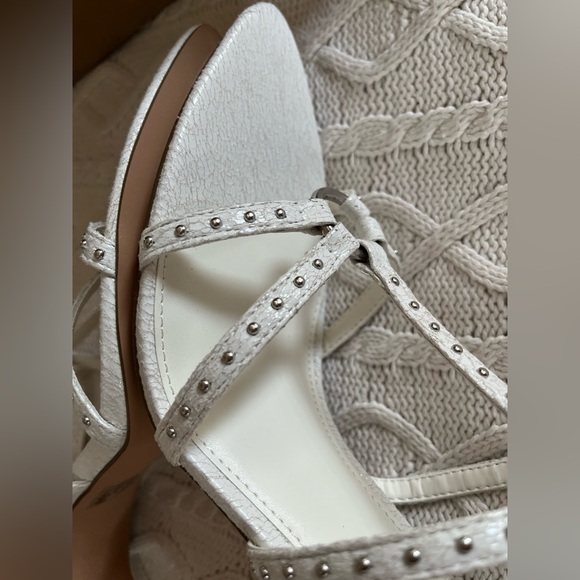 Steve Madden Silver Studded White Heels “Amour” Style Various Sizes - Picture 9 of 16